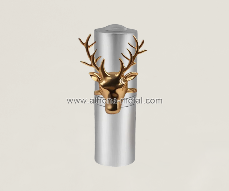 Golden deer head ring lipstick decoration