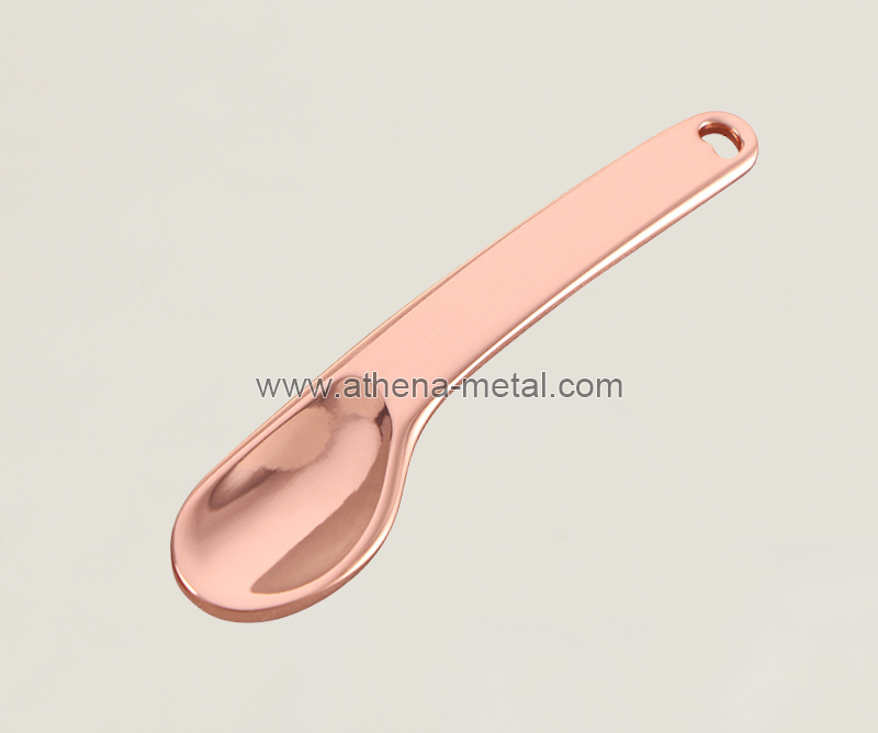 Eye cream rose gold scoop